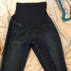 Indigo blue maternity jeans from motherhood